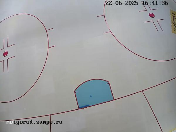 СК «Луми» Над воротами, которые у экрана