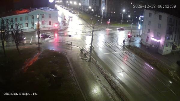 Перекрёсток ул Мерецкова и пр. Александра Невского