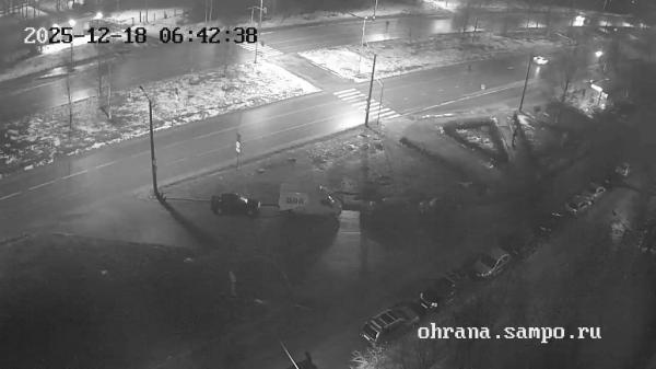 пр. Комсомольский, 25 (Пешеходный переход)