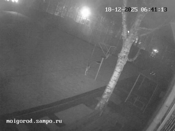 Волейбольный корт на Гвардейской