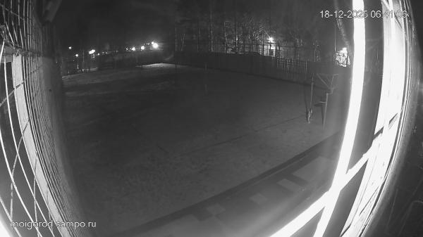 Футбольная площадка на Гвардейской